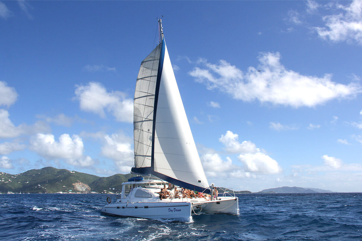 Kuralu Catamaran Charters - Day Dream