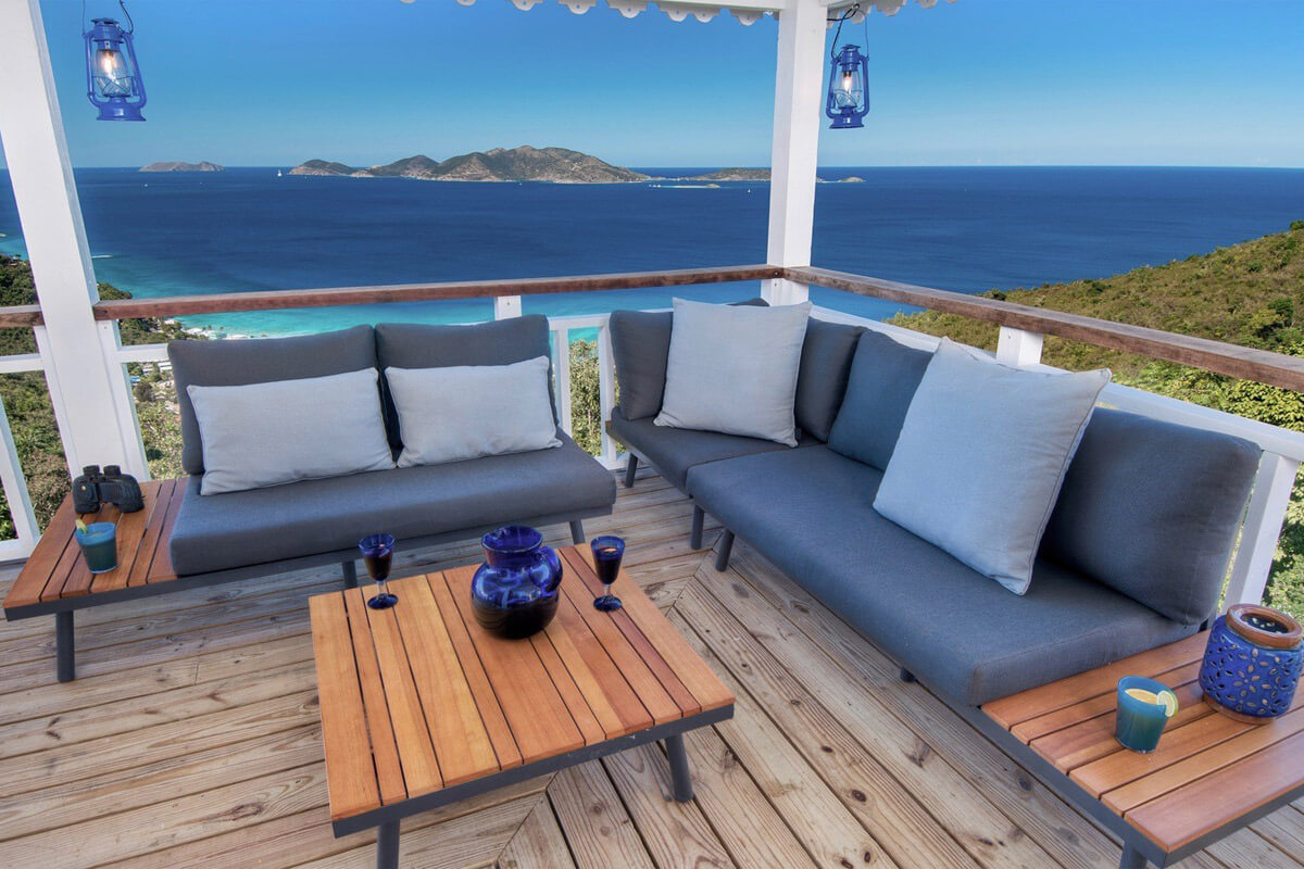 Pelican Peak Villa Deck Lounge