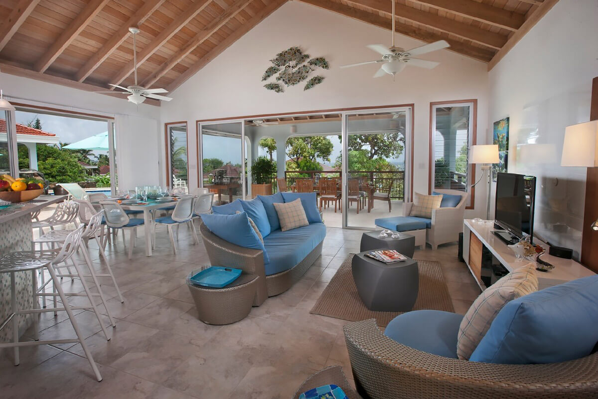Blue Lagoon Villa Living Area
