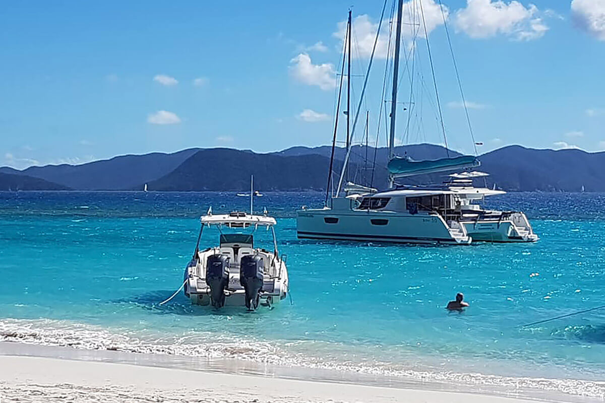 Antilles Power Boats - Beautiful Beach