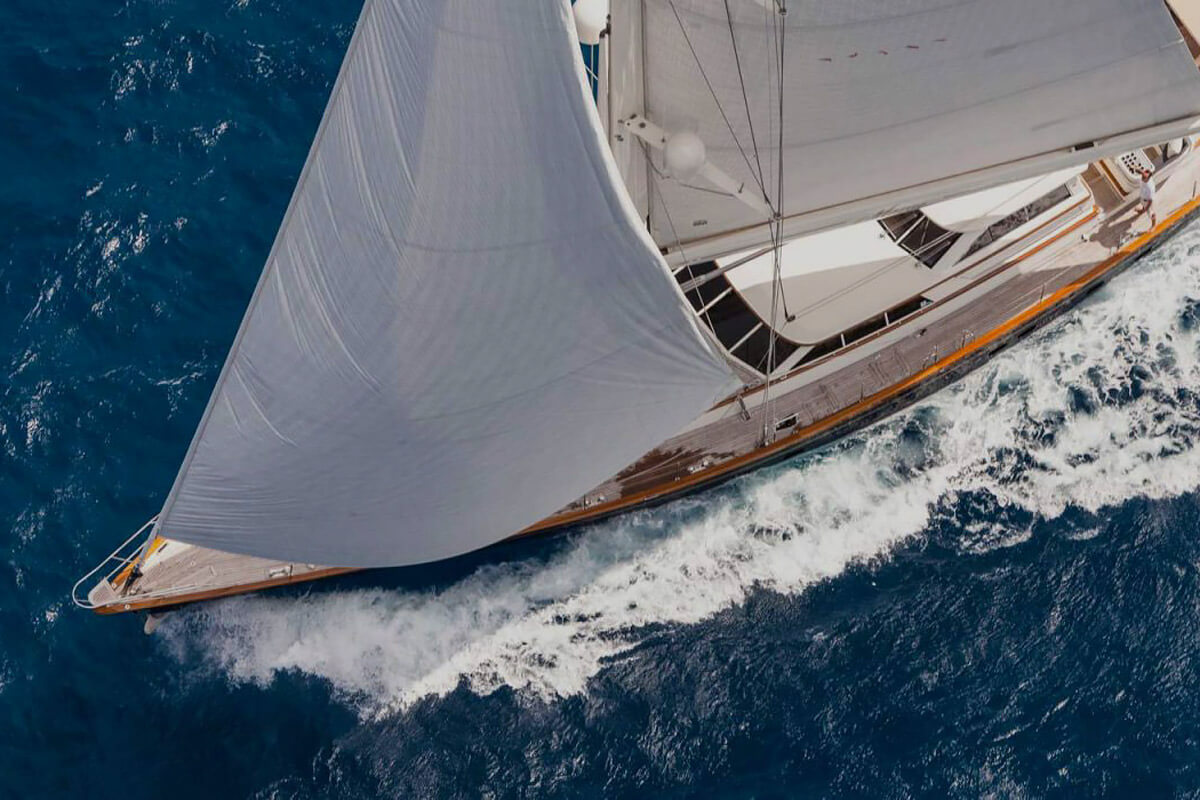 Nicholson Yachts - Sailing Yacht