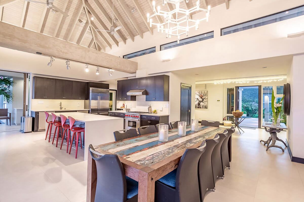 Osprey House Villa Kitchen & Dining Room