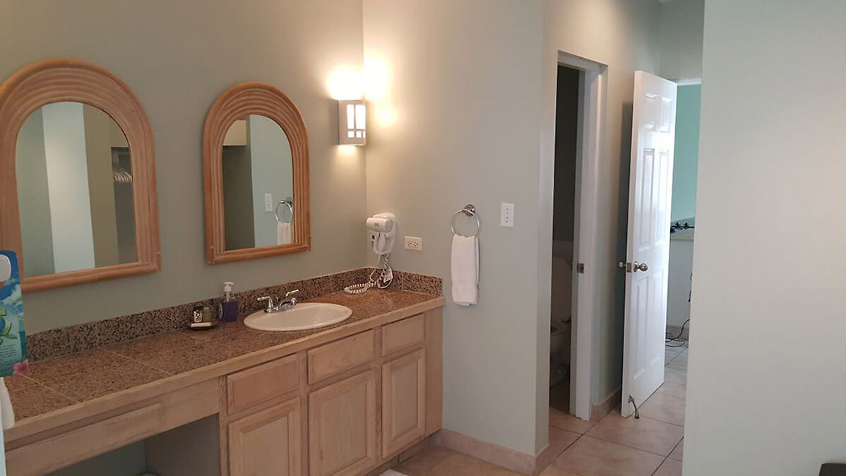 Blue Latitude Villa Bathroom