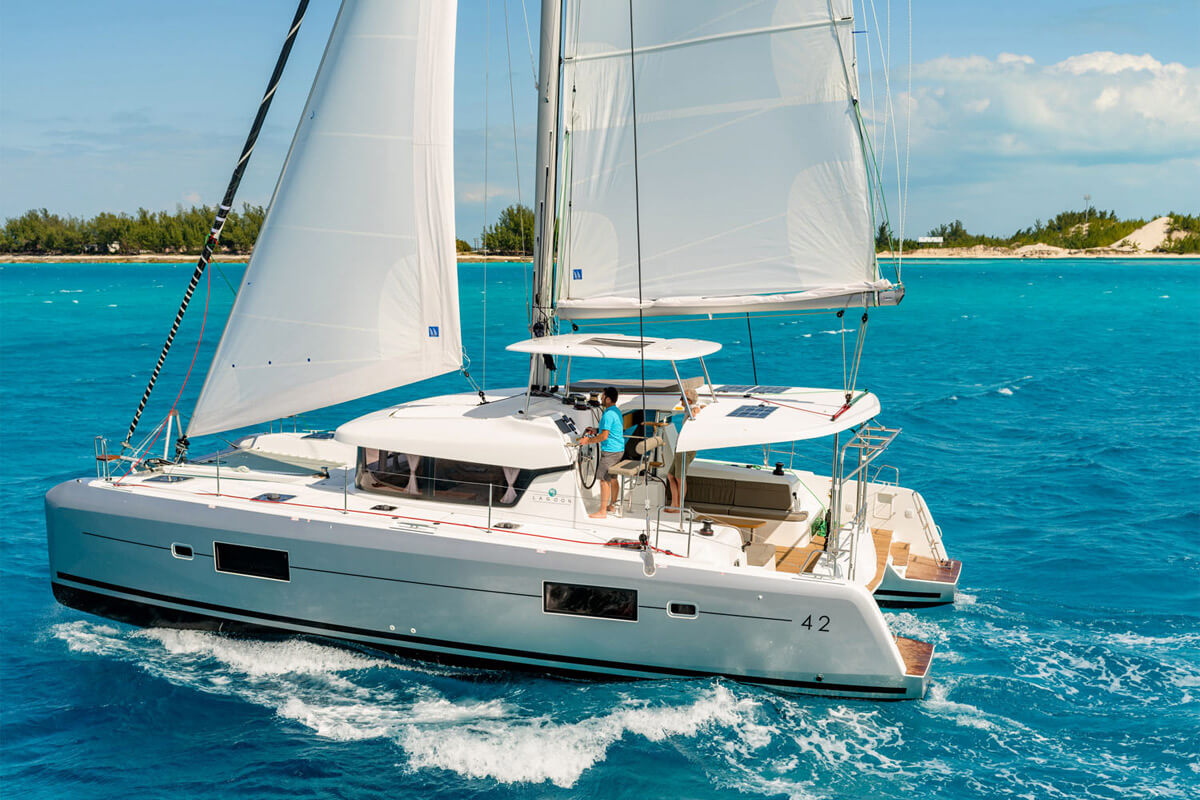 The Catamaran Company - Intruder