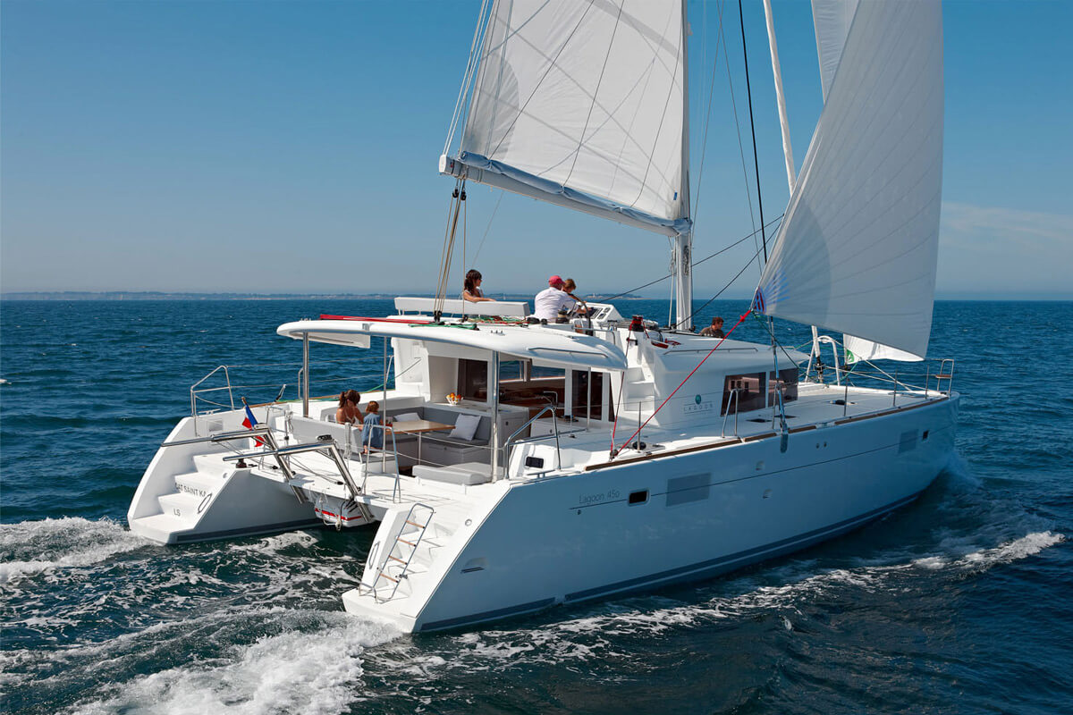 The Catamaran Company - Rum-Away