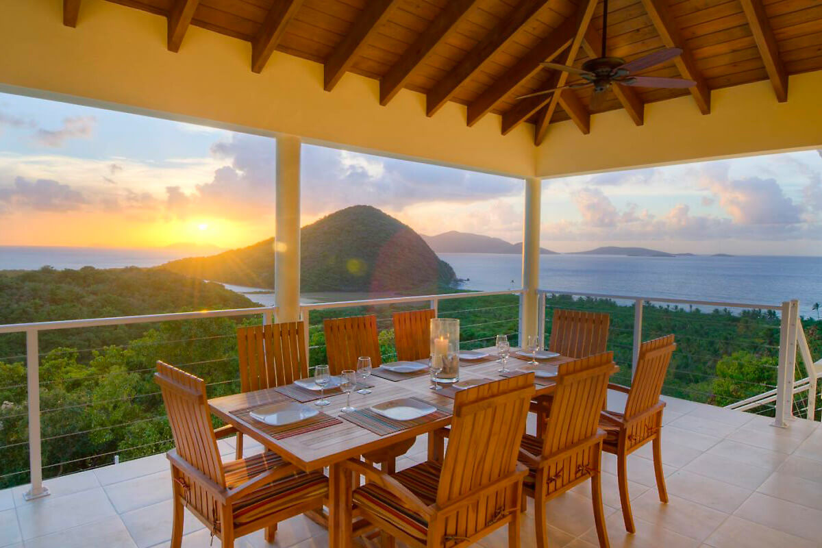 Flamingo Sunset Villa Alfresco Dining