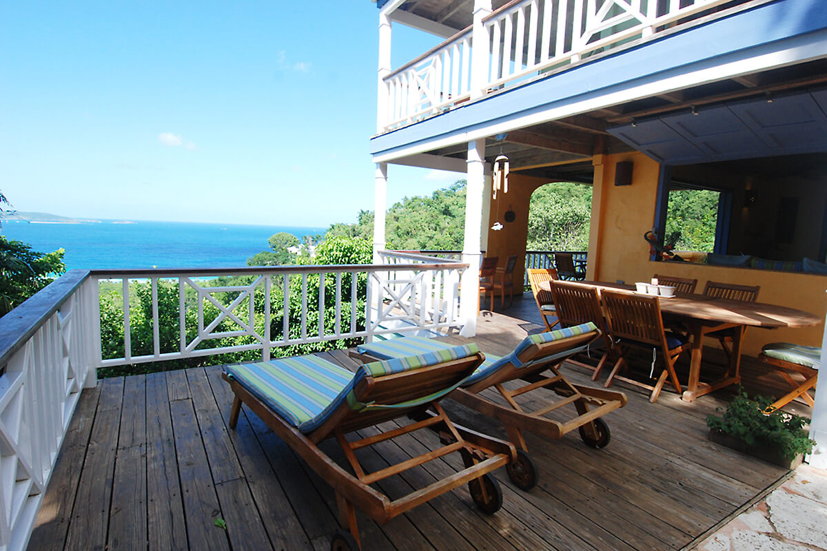 Limeberry Villa Deck