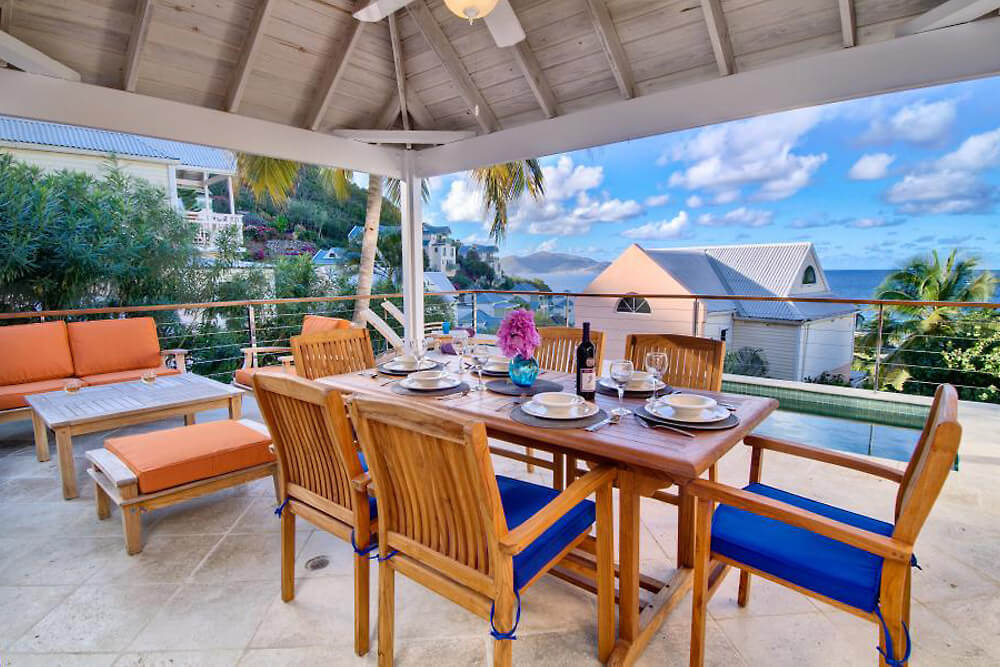 Moonstone Beach Villa Alfresco Dining