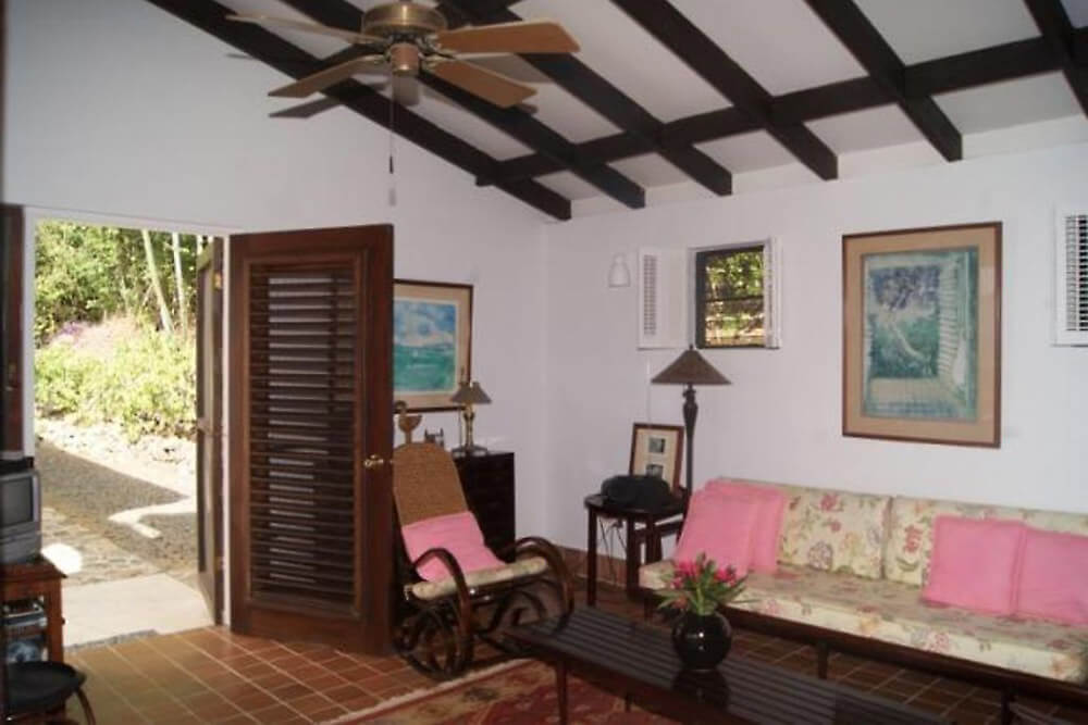 Otis House Villa Living Room