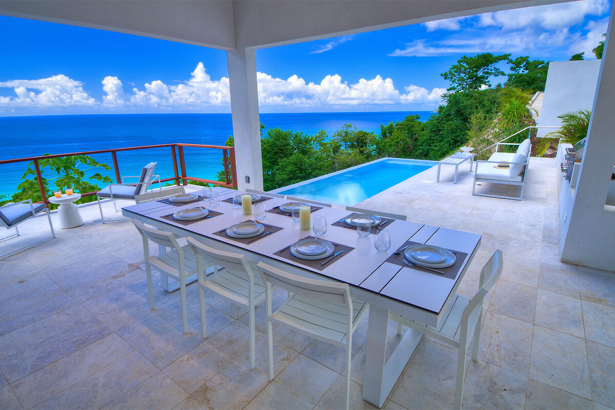 Villa Ventana Alfresco Dining