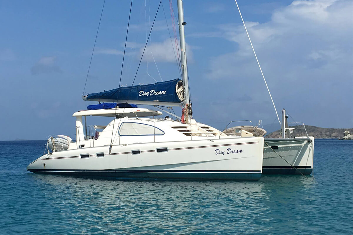 Kuralu Catamaran Charters - Daydream