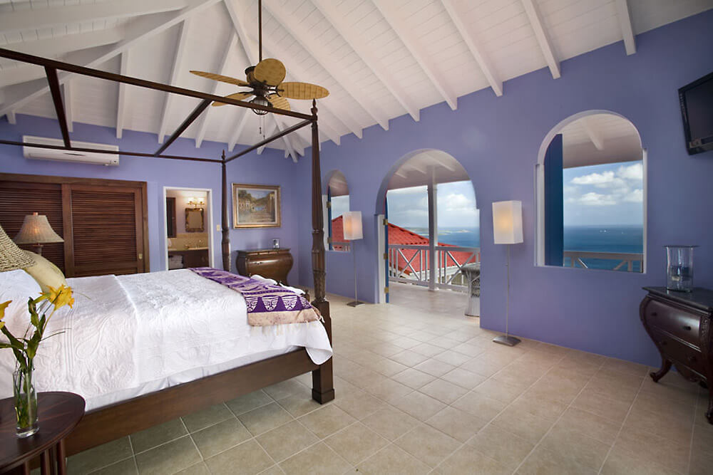 Sunny Side Up Villa Master Bedroom