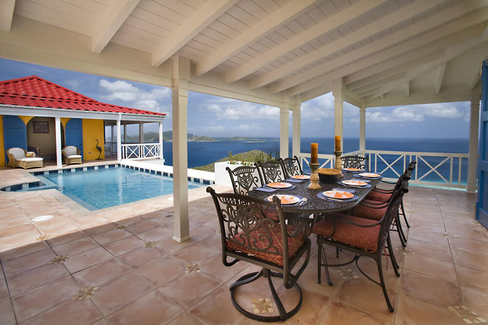 Sunny Side Up Villa Alfresco Dining