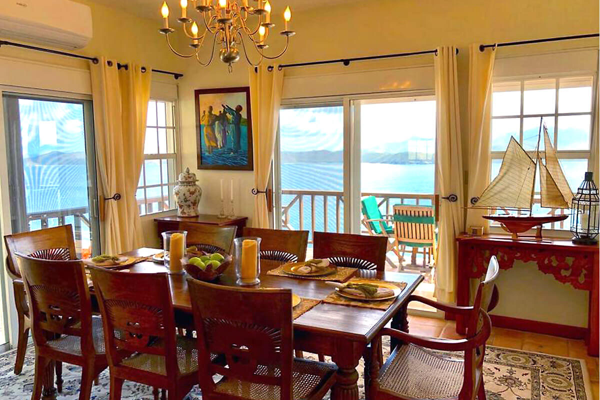 Sans Souci Villa Dining Room