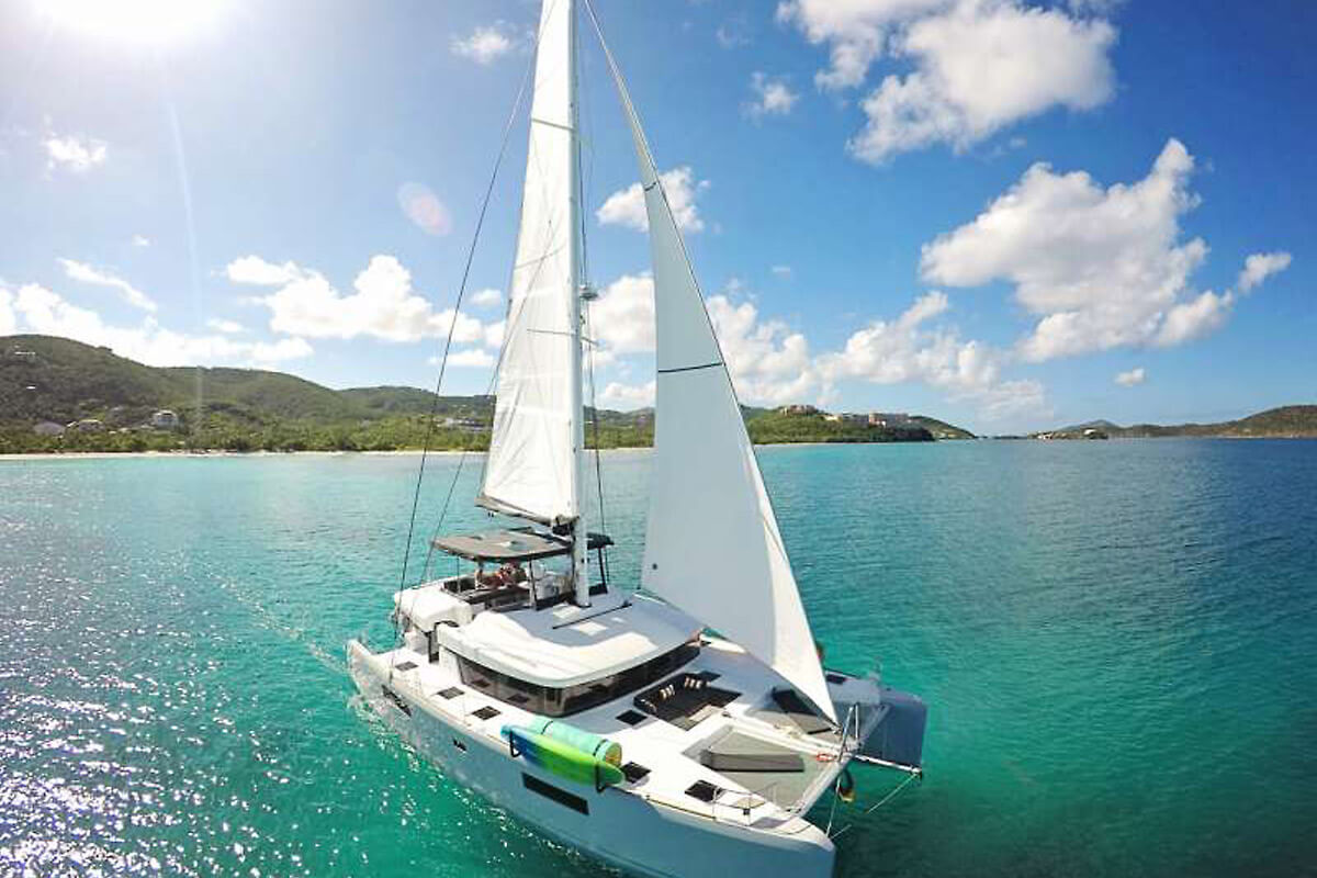 Charter Guru - Island Hoppin'