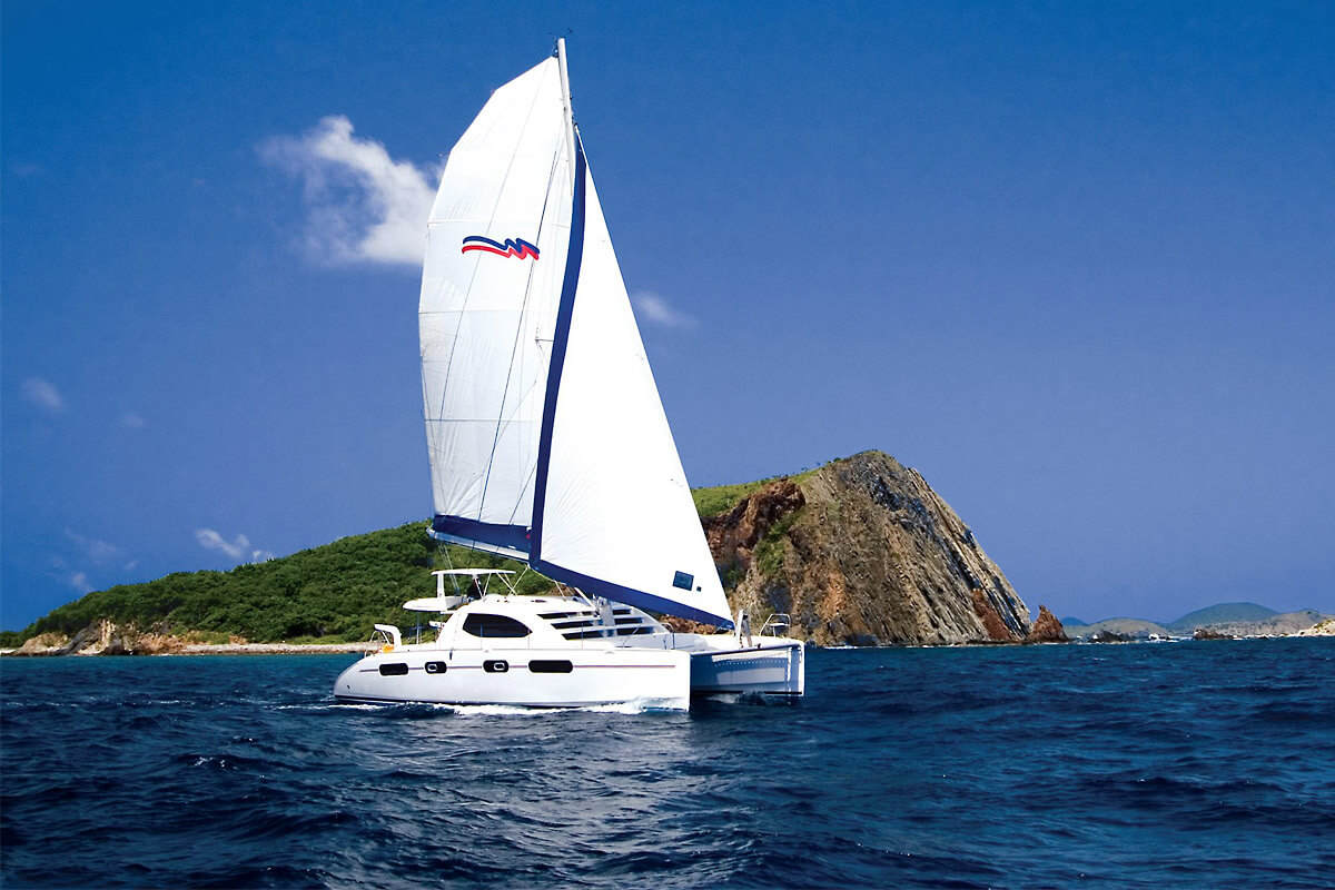 Offshore Sailing School - Catamaran Courses