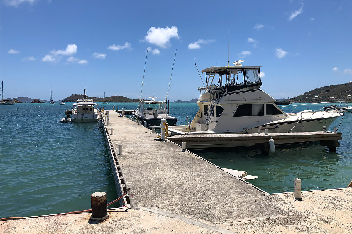 Aweigh N Away Marina Services - Dock