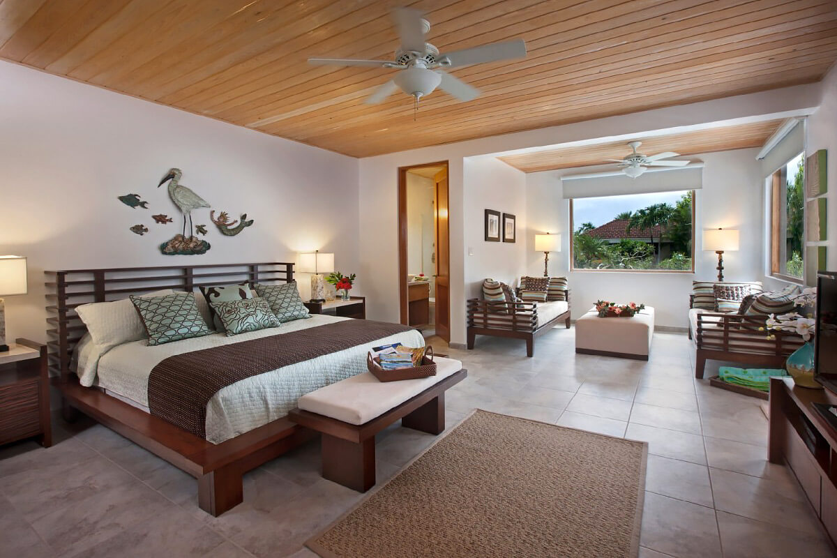 Blue Lagoon Villa Master Bedroom