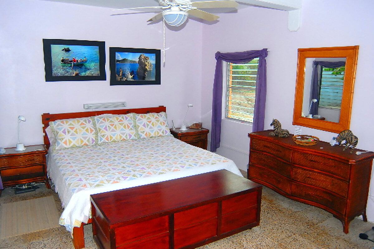 Quart-A-Point Nancy Villa Master Bedroom