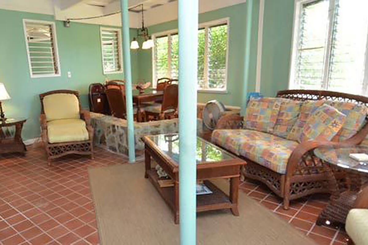 Vista Villa Living Area