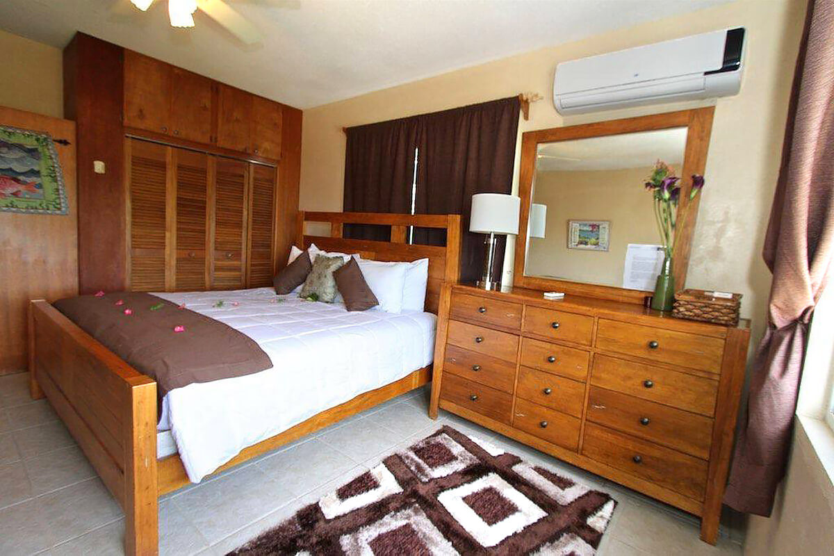 Gordian Terrace - Two Bedroom Condo