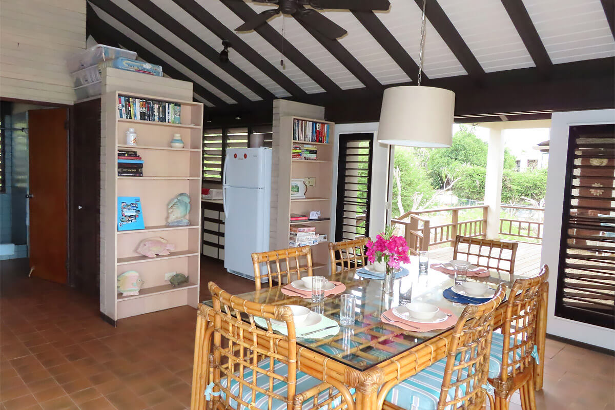 Beso Del Sol Villa Dining Area