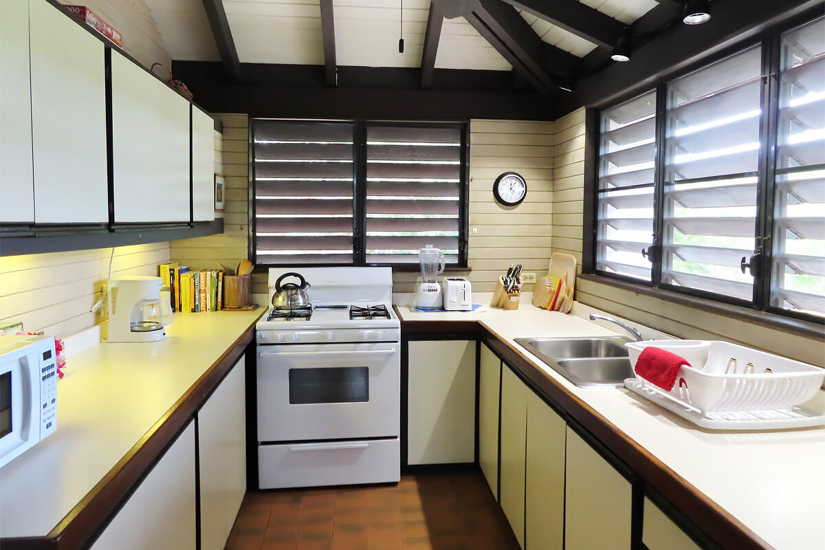 Beso Del Sol Villa Kitchen