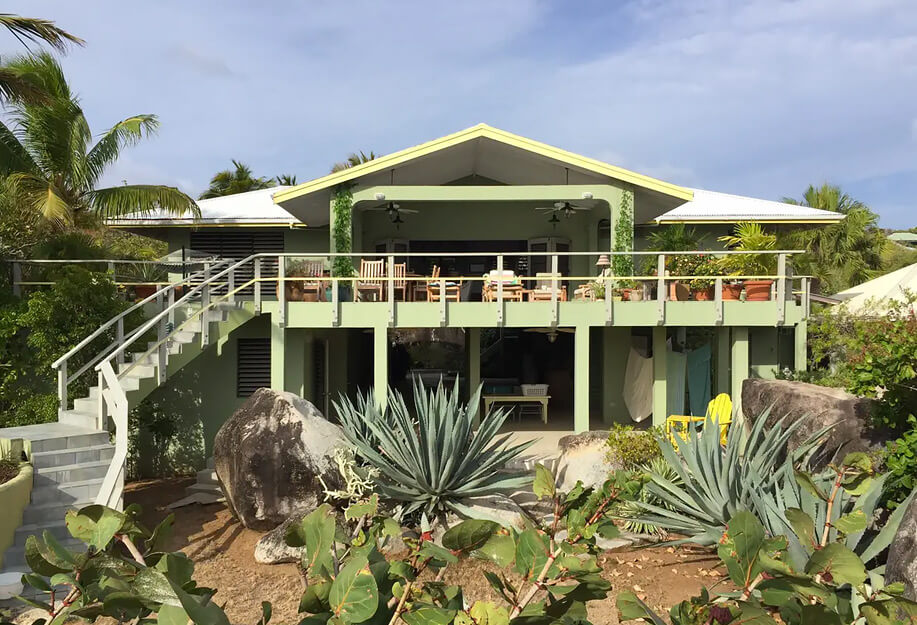 Crosswinds Villa Spring Bay and The Baths