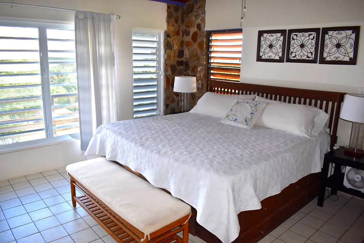 Villa Mirabella East Bedroom