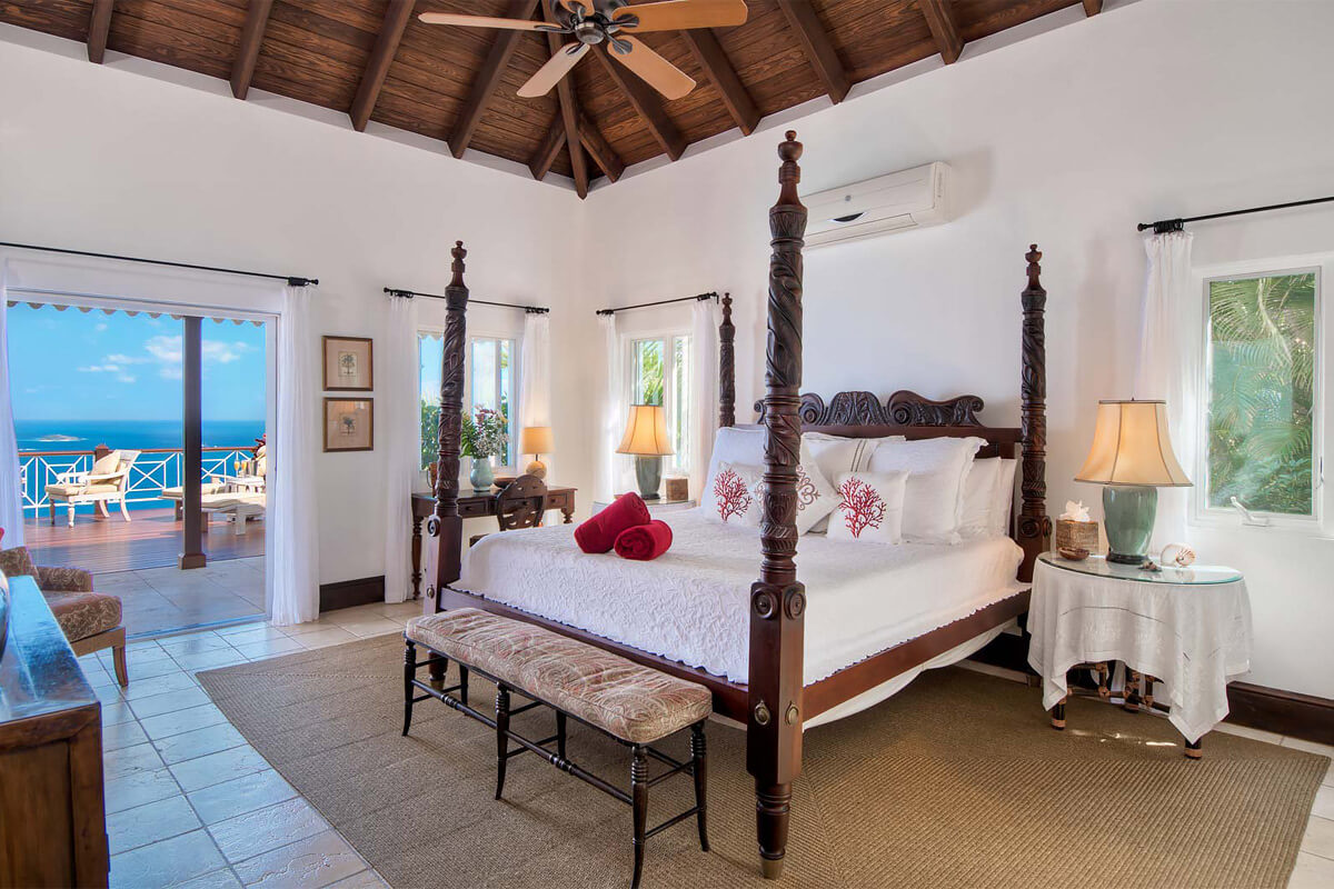 St. Bernard's Hill House Villa Bedroom